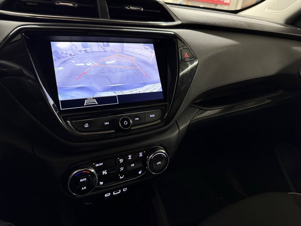 Used 2023 Chevrolet TrailBlazer LT w/ Convenience Package image 8