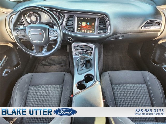 Used 2015 Dodge Challenger SXT w/ Super Sport Group (SS/T) image 23