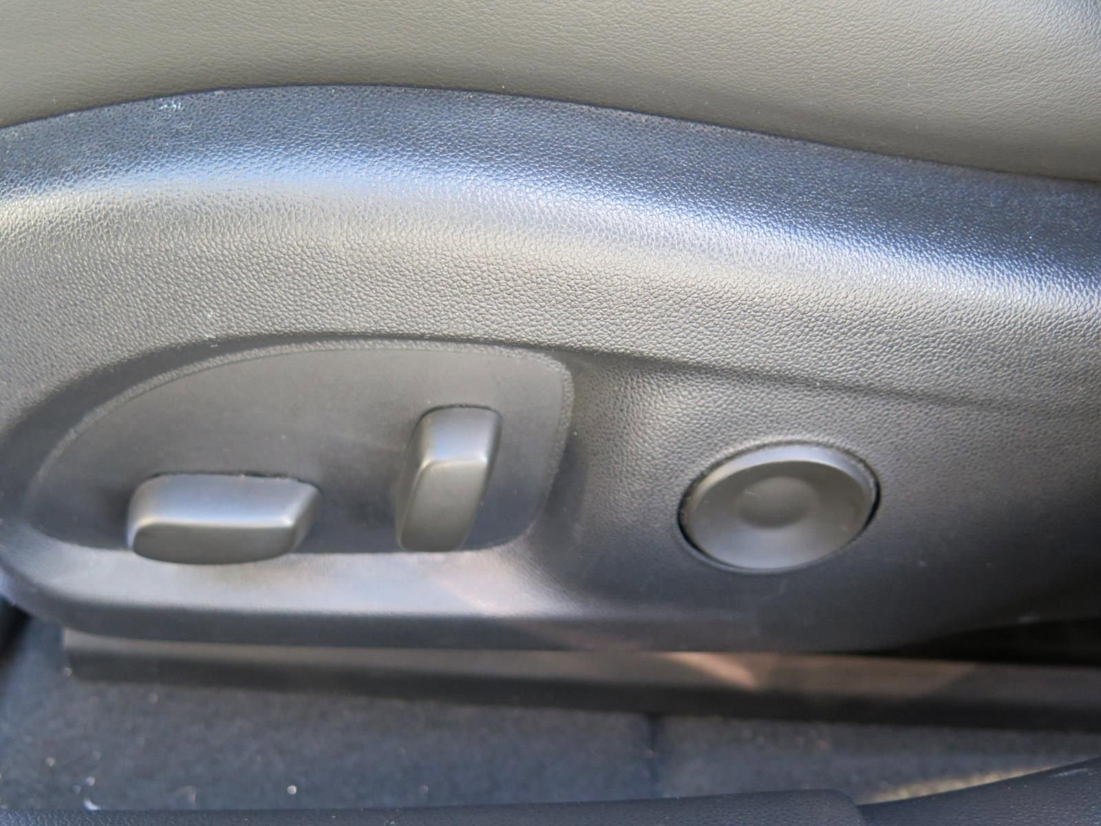 Certified 2021 Cadillac CT4 Luxury w/ Cold Weather Package image 11