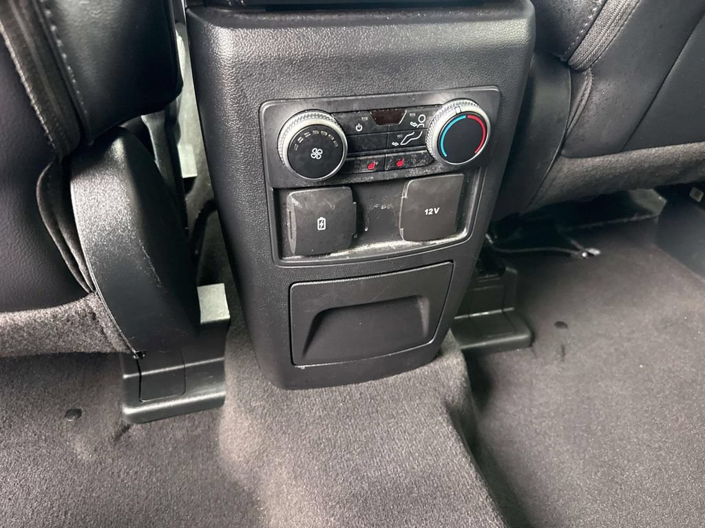 Used 2023 Ford Explorer Limited AWD/4WD image 15