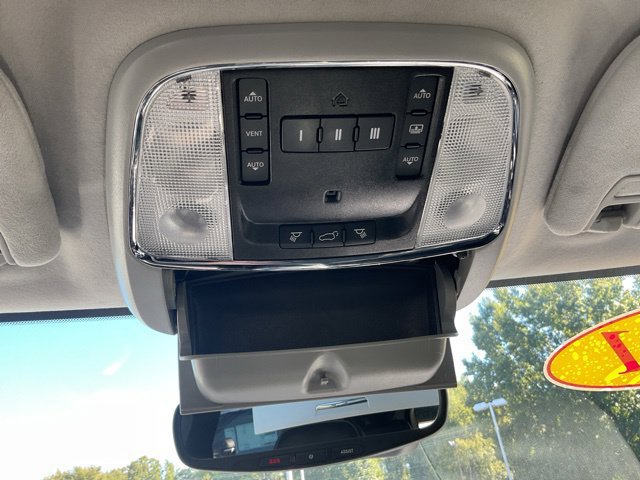 Used 2021 Jeep Grand Cherokee Summit w/ Platinum Series Group AWD/4WD image 33