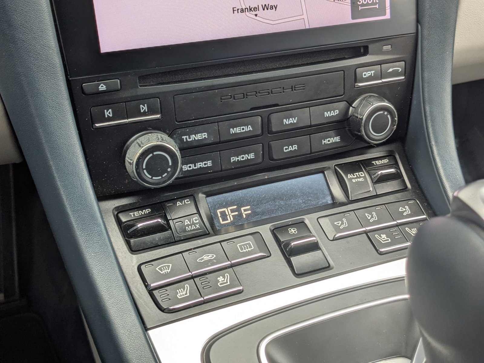 Certified 2018 Porsche 911 Carrera S RWD image 26