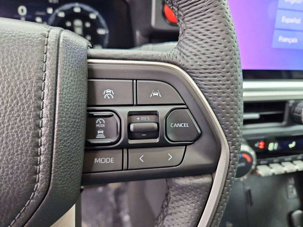 Used 2025 Toyota Tacoma TRD Off-Road image 12