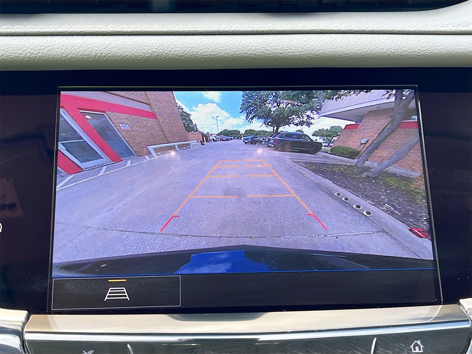 Used 2024 Cadillac XT6 Premium Luxury image 14