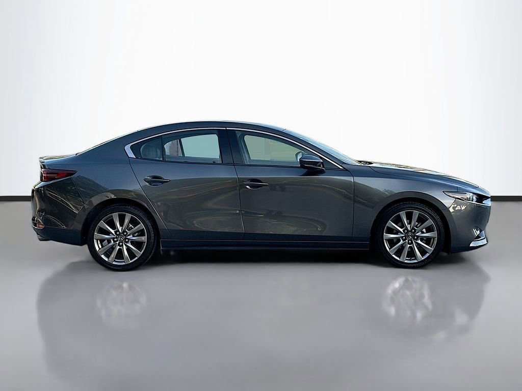 Used 2021 MAZDA MAZDA3 s image 9