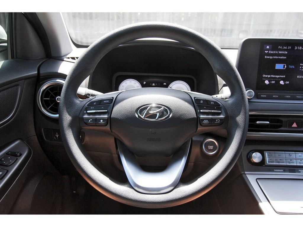 Certified 2023 Hyundai Kona SE w/ Cargo Package FWD image 16