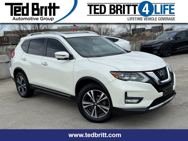 Used 2017 Nissan Rogue SL w/ SL Premium Package image 1
