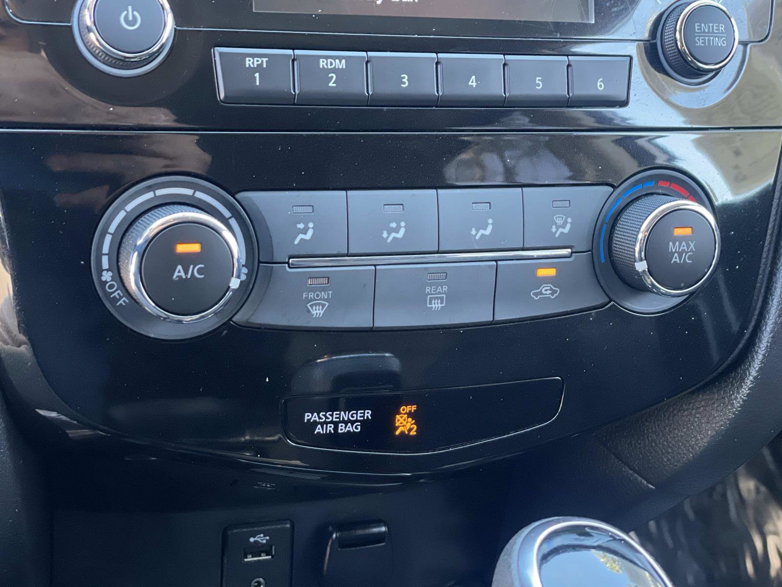 Used 2018 Nissan Rogue Sport S image 12