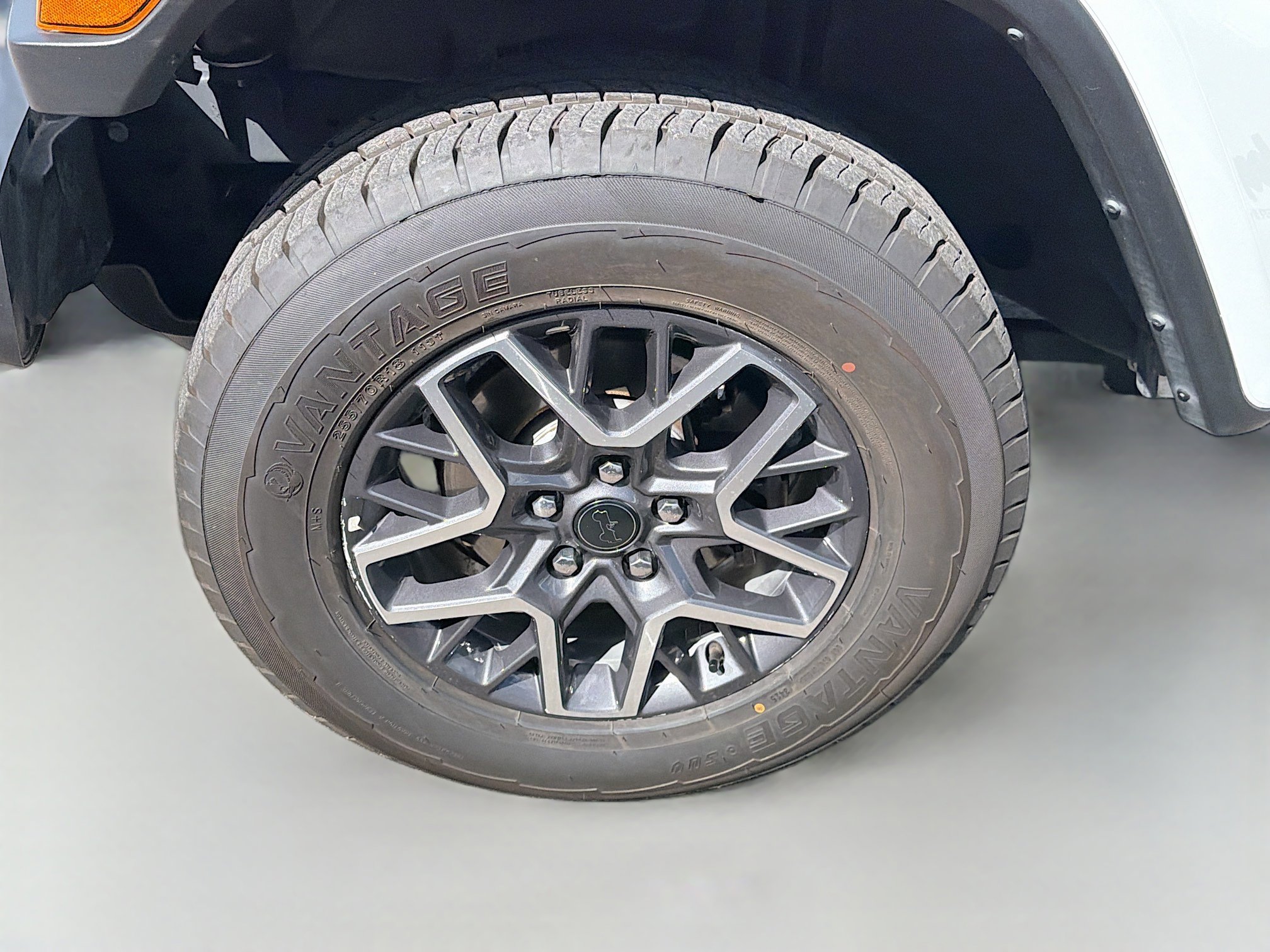 Used 2025 Jeep Wrangler Sahara image 39