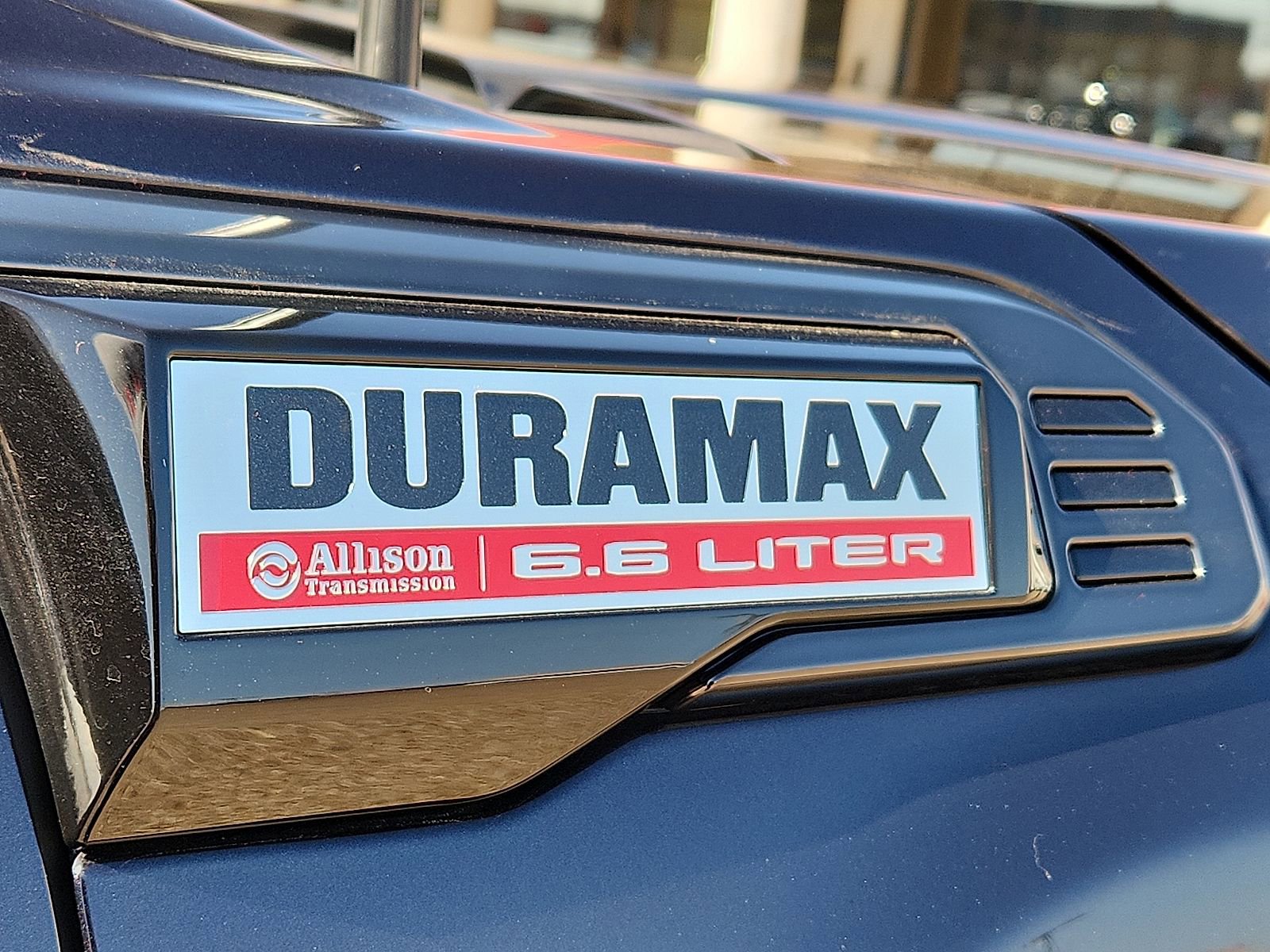 Used 2024 GMC Sierra 2500 AT4 w/ AT4 Premium Plus Package image 9