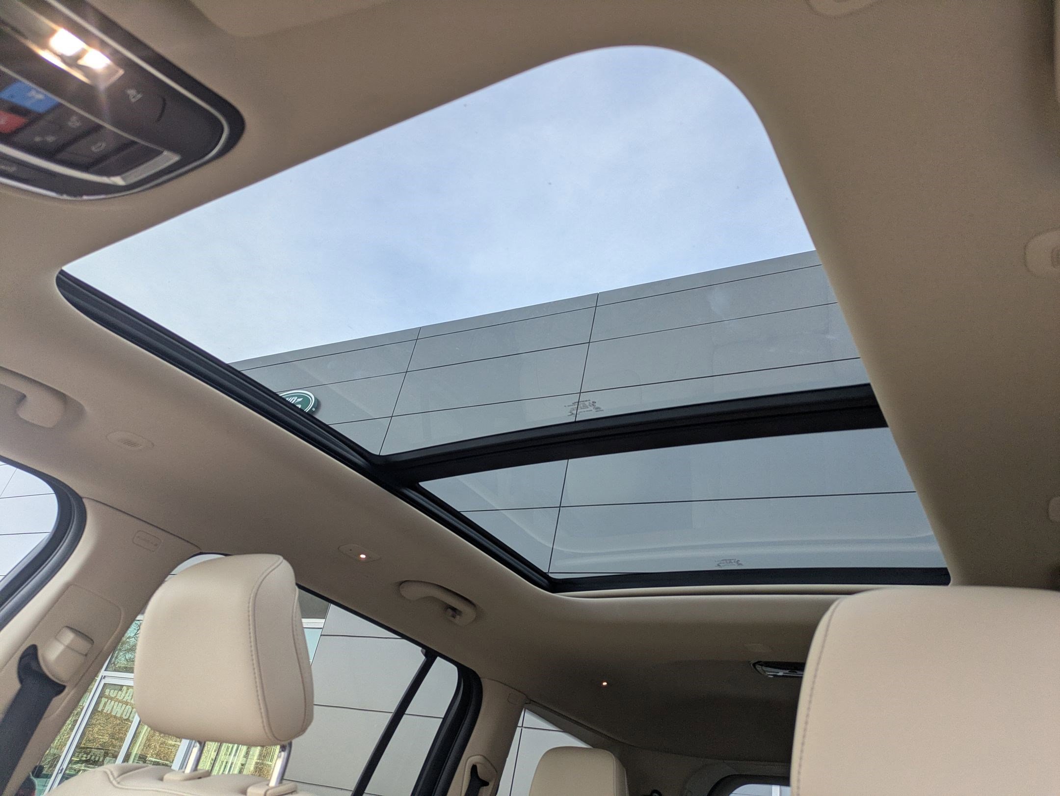 Used 2022 Jeep Grand Cherokee L Limited w/ Luxury Tech Group II image 25