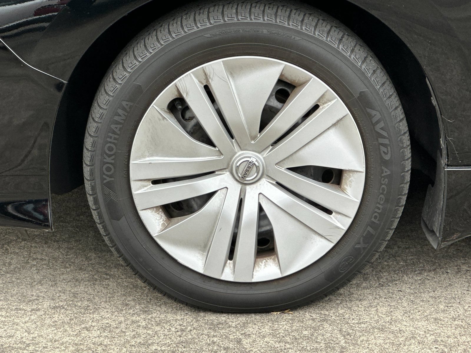 Used 2022 Nissan Leaf S FWD image 22