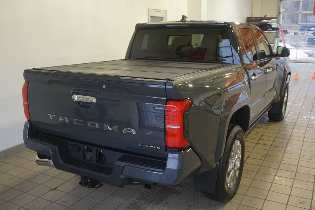 Certified 2025 Toyota Tacoma Limited AWD/4WD image 16