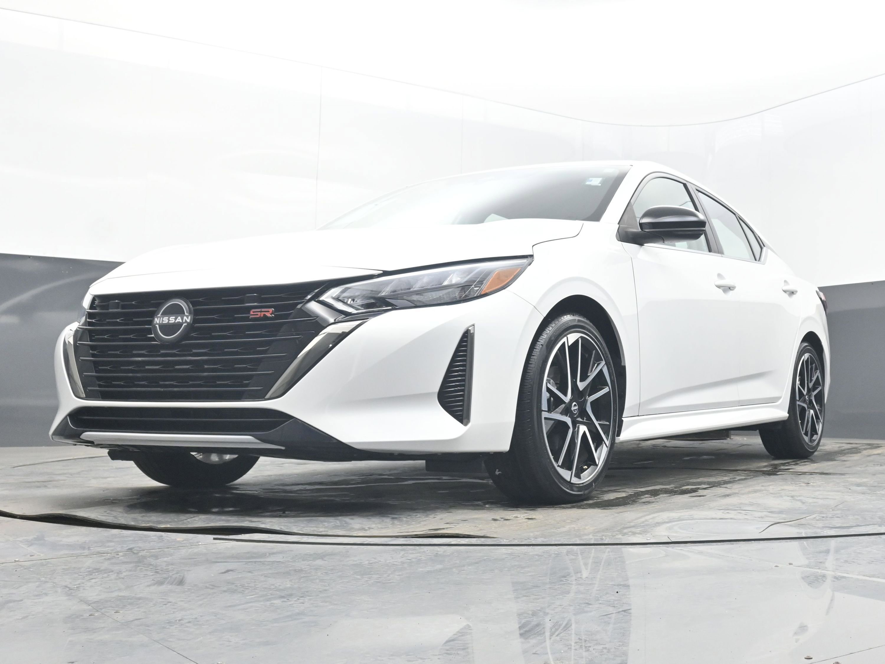 Used 2024 Nissan Sentra SR image 26