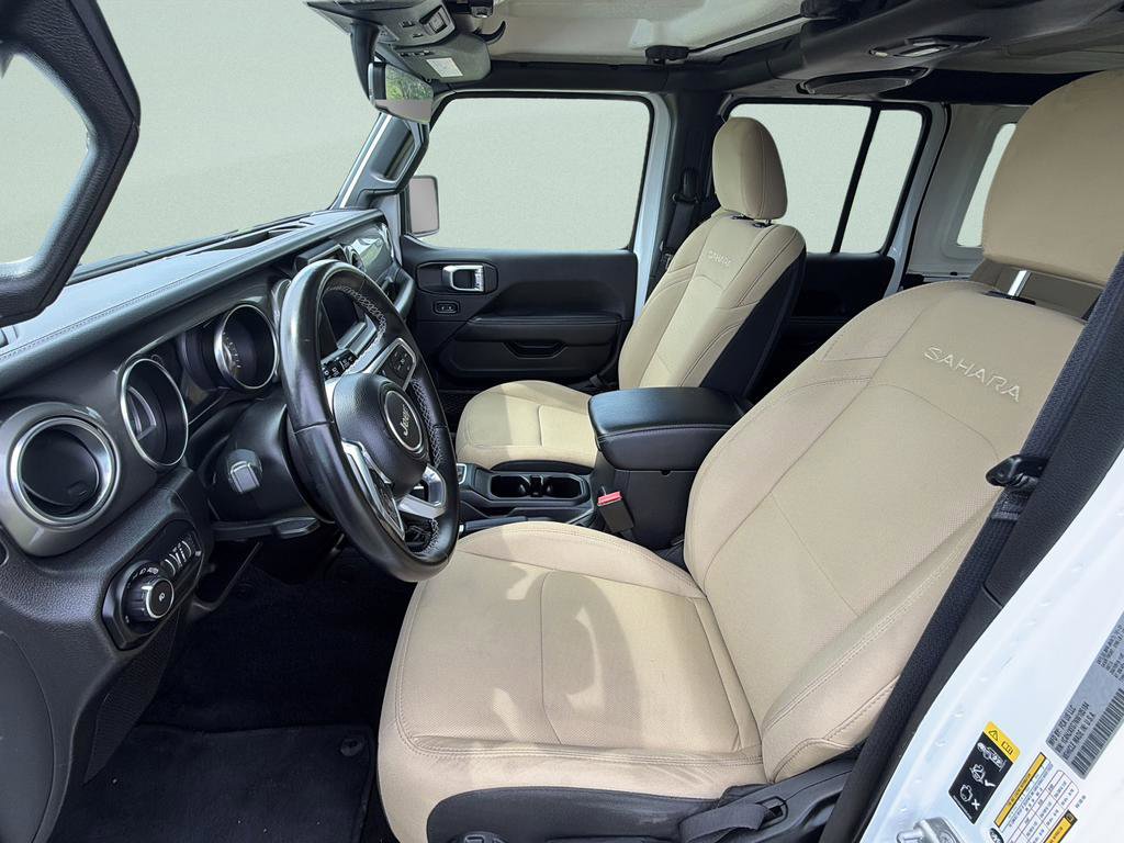 Used 2022 Jeep Wrangler Unlimited Sahara AWD/4WD image 13