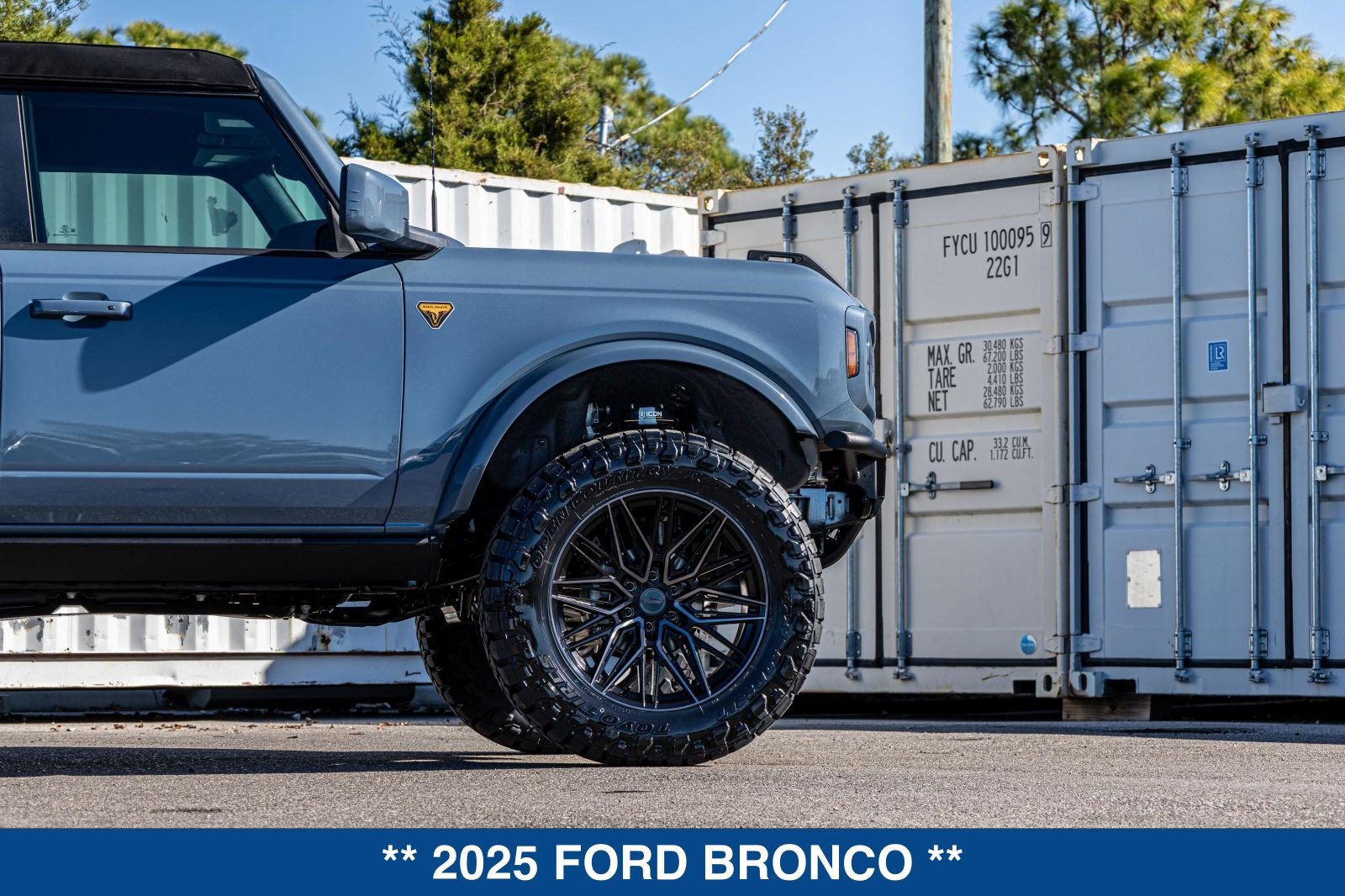 Used 2025 Ford Bronco Badlands AWD/4WD image 40
