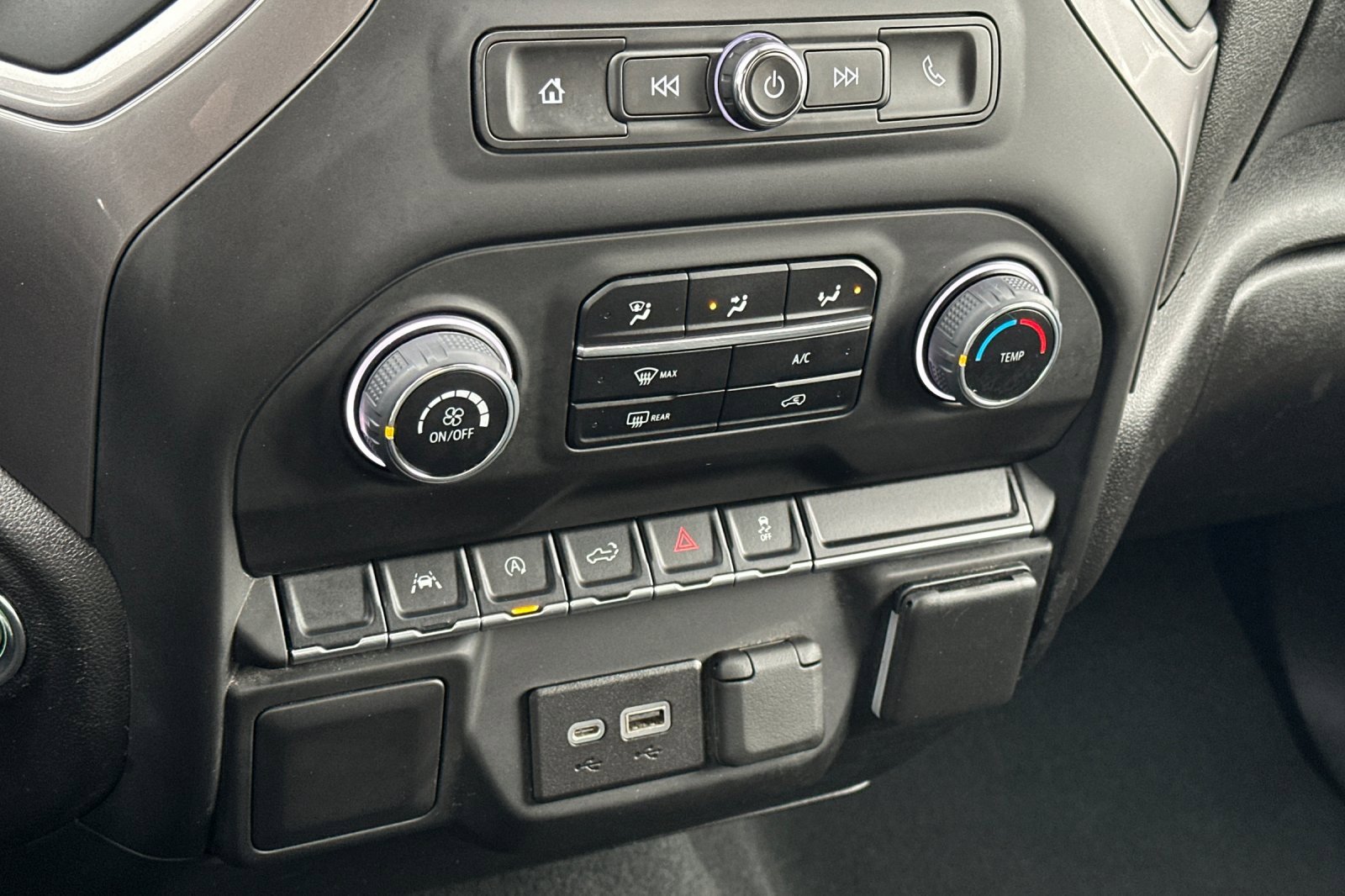 Used 2022 Chevrolet Silverado 1500 Custom image 19