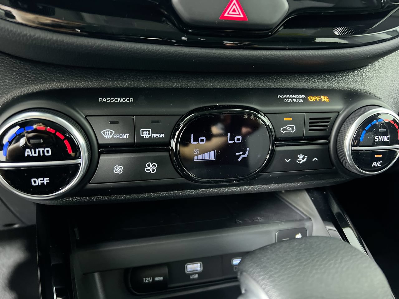 Used 2023 Kia Soul LX w/ Option Group 015 FWD image 24