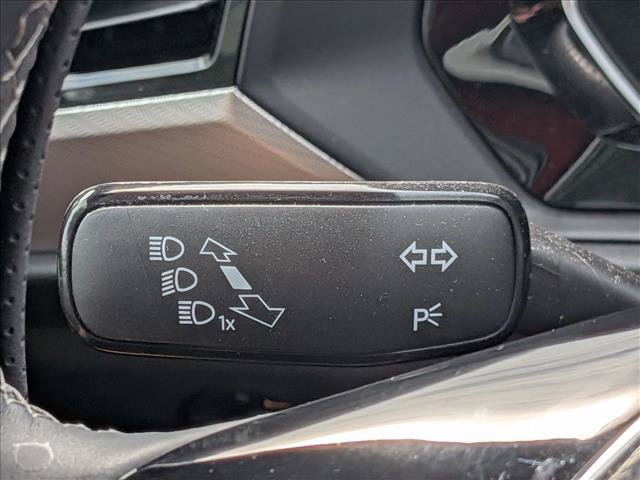 Used 2019 Volkswagen Jetta R-Line w/ R-Line Cold Weather Package FWD image 16