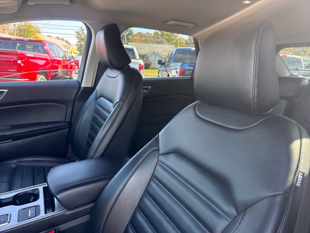 Used 2024 Ford Edge SEL w/ Convenience Package AWD/4WD image 24