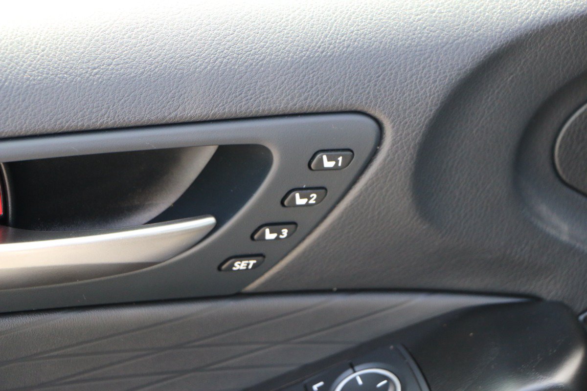Used 2023 Lexus IS 300 w/ Premium Package RWD image 18
