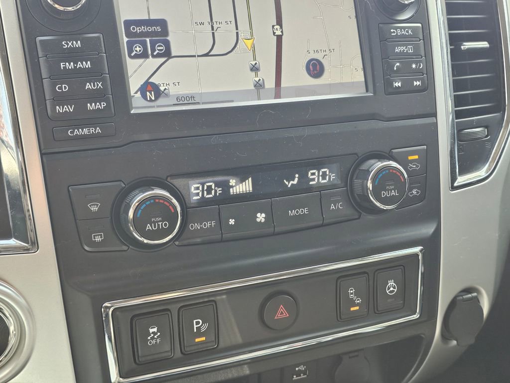 Used 2017 Nissan Titan PRO-4X w/ Pro-4x Convenience Package AWD/4WD image 25