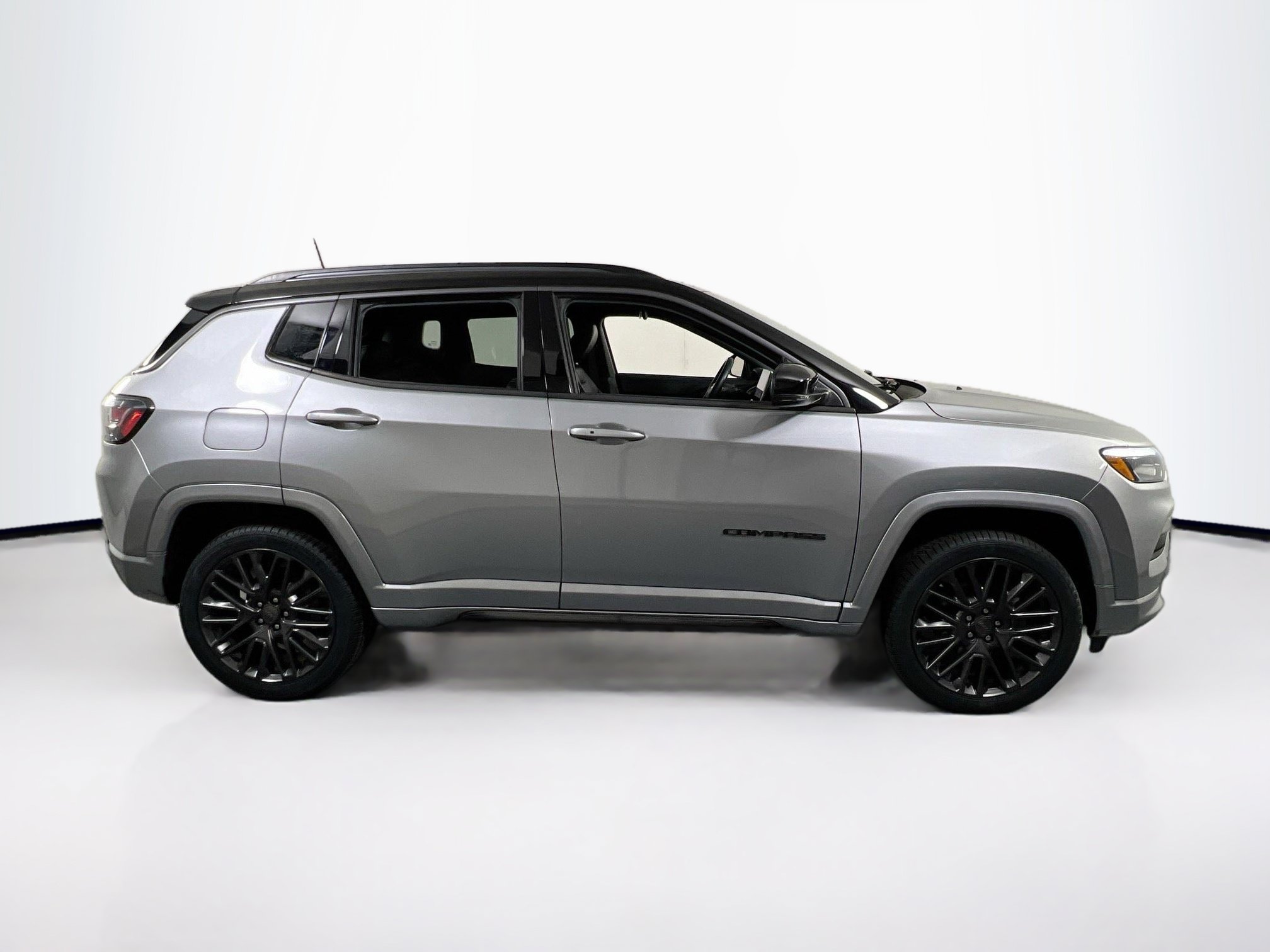 Used 2022 Jeep Compass High Altitude AWD/4WD image 4