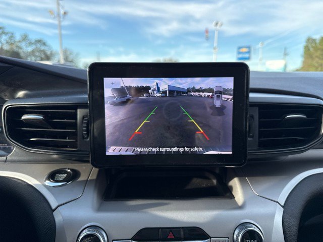 Used 2020 Ford Explorer XLT w/ Class III Trailer Tow Package image 27