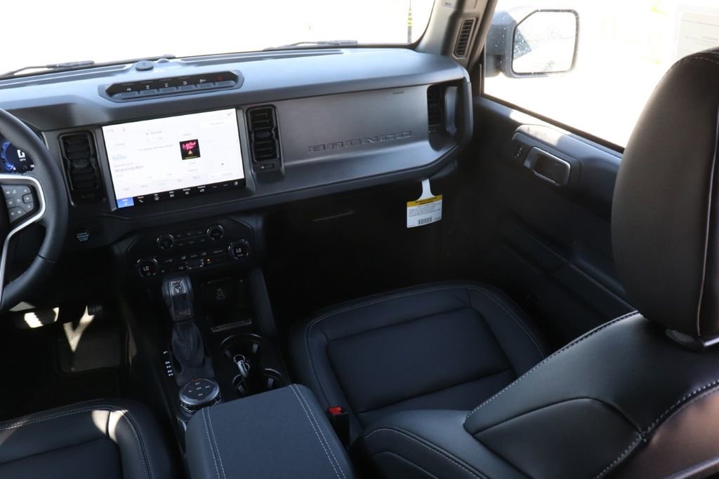 New 2026 Ford Bronco Badlands image 13