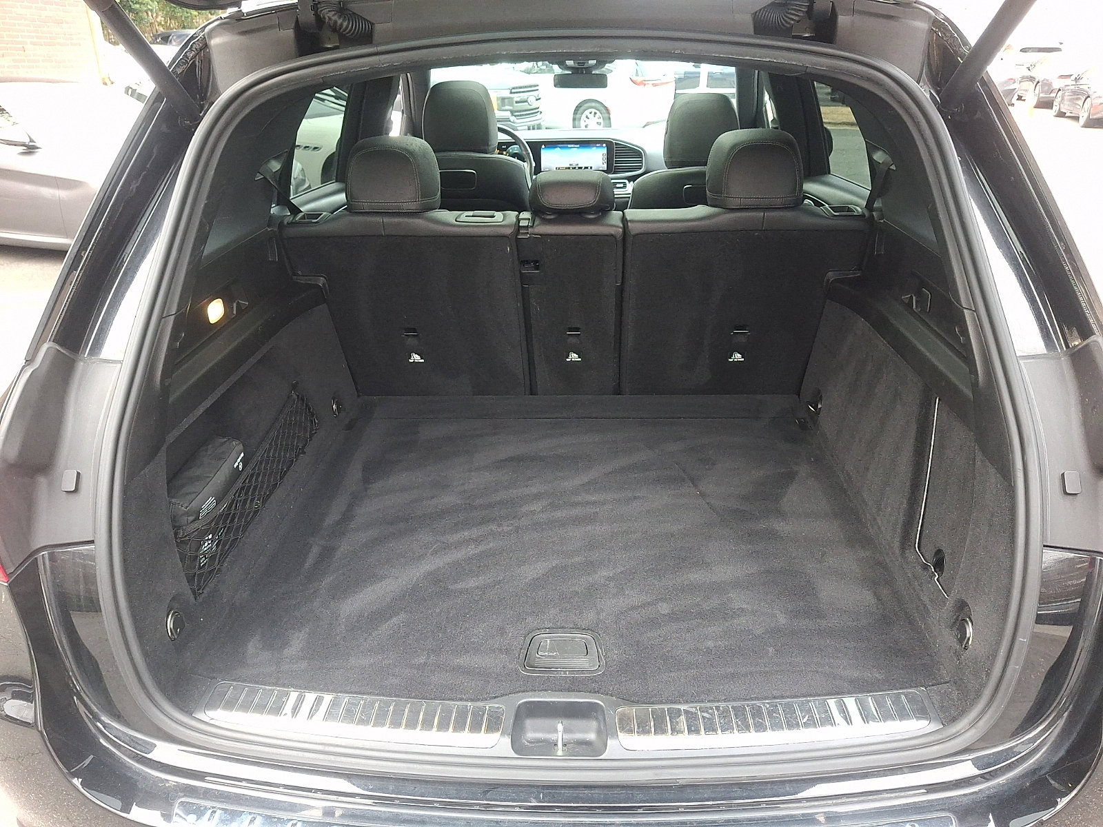 Used 2020 Mercedes-Benz GLE 350 w/ Premium Package image 18