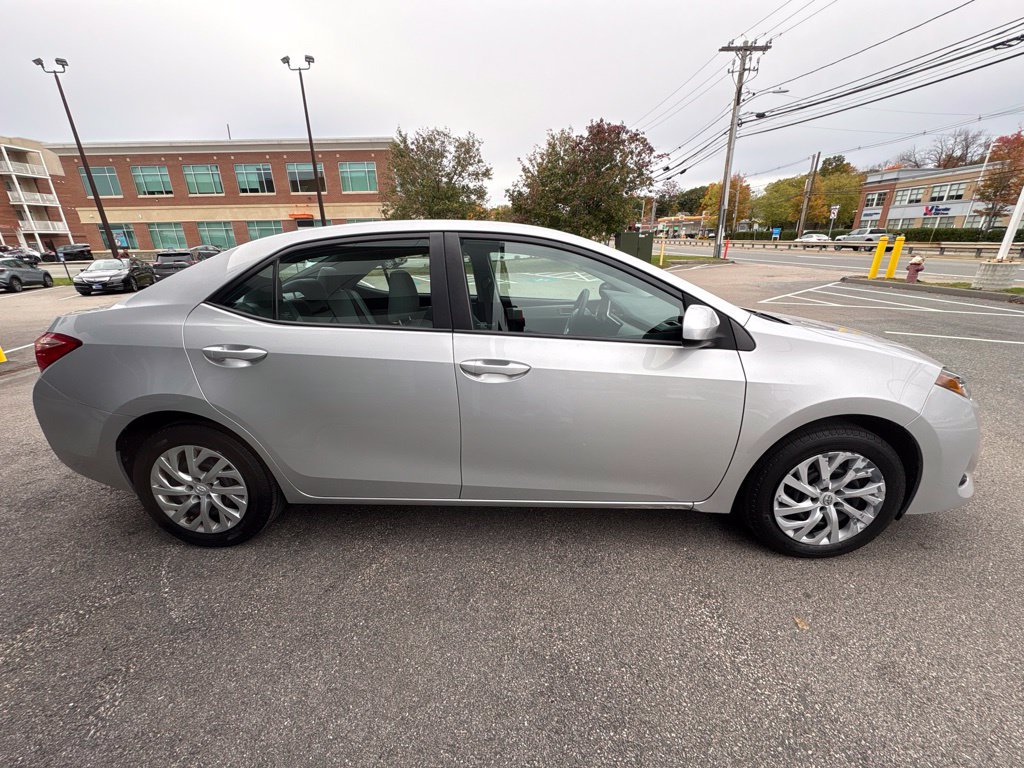 Used 2017 Toyota Corolla L FWD image 5