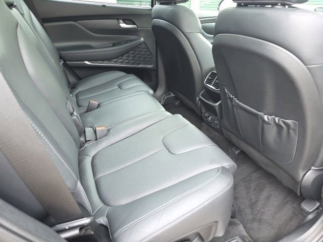 Used 2020 Hyundai Santa Fe Limited AWD/4WD image 16