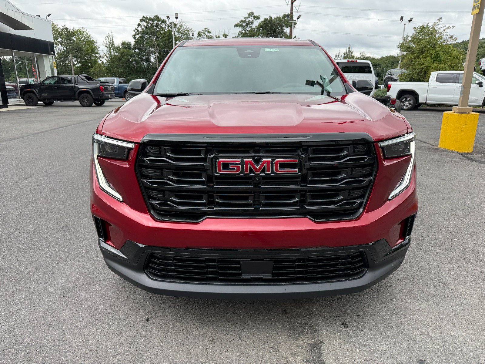 New 2027 GMC Acadia Elevation w/ Black Edition AWD/4WD image 8