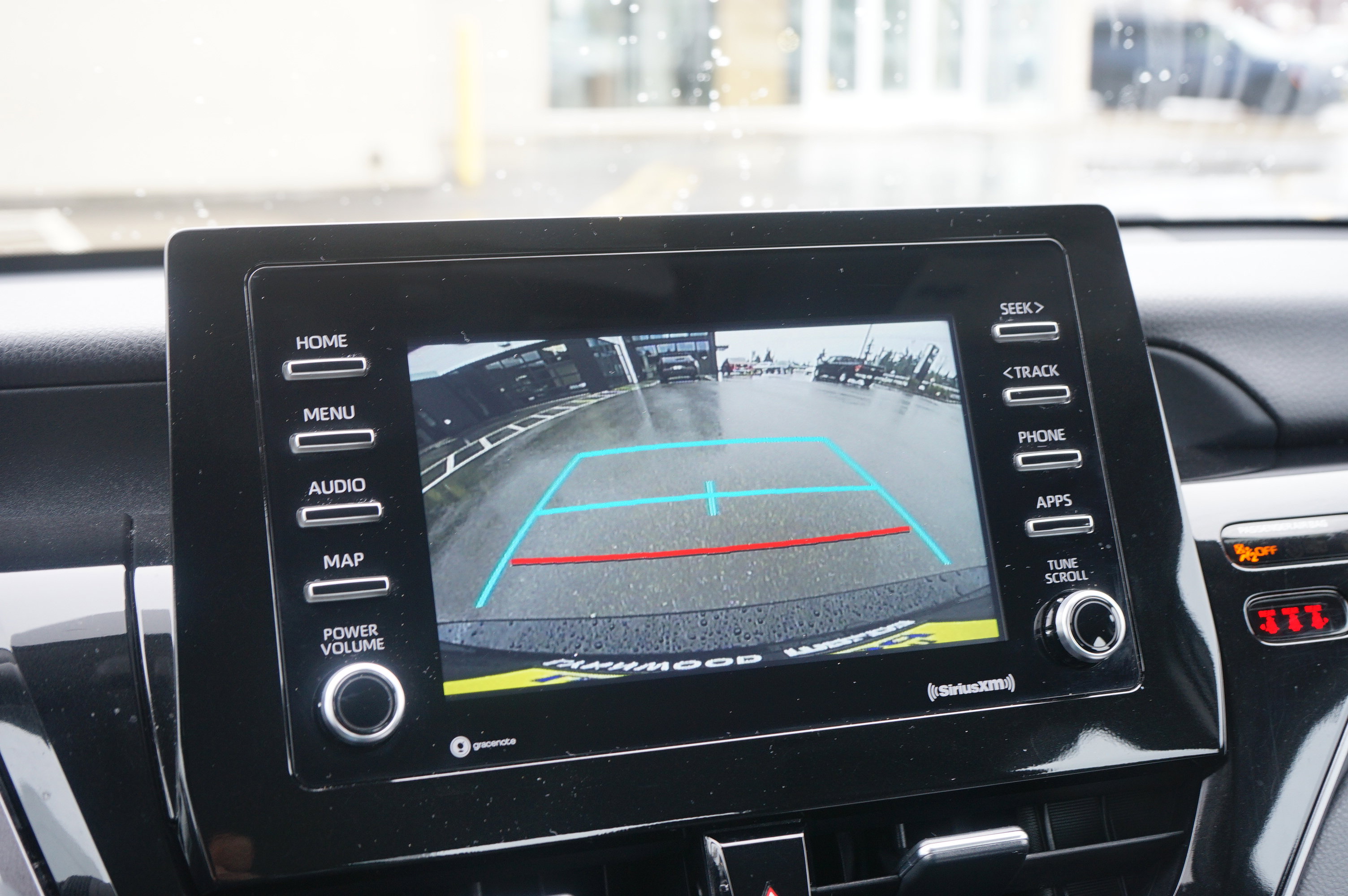 Used 2023 Toyota Camry SE image 24