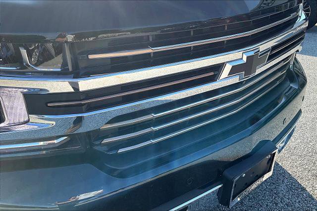 Used 2022 Chevrolet Silverado 1500 High Country w/ Technology Package image 34