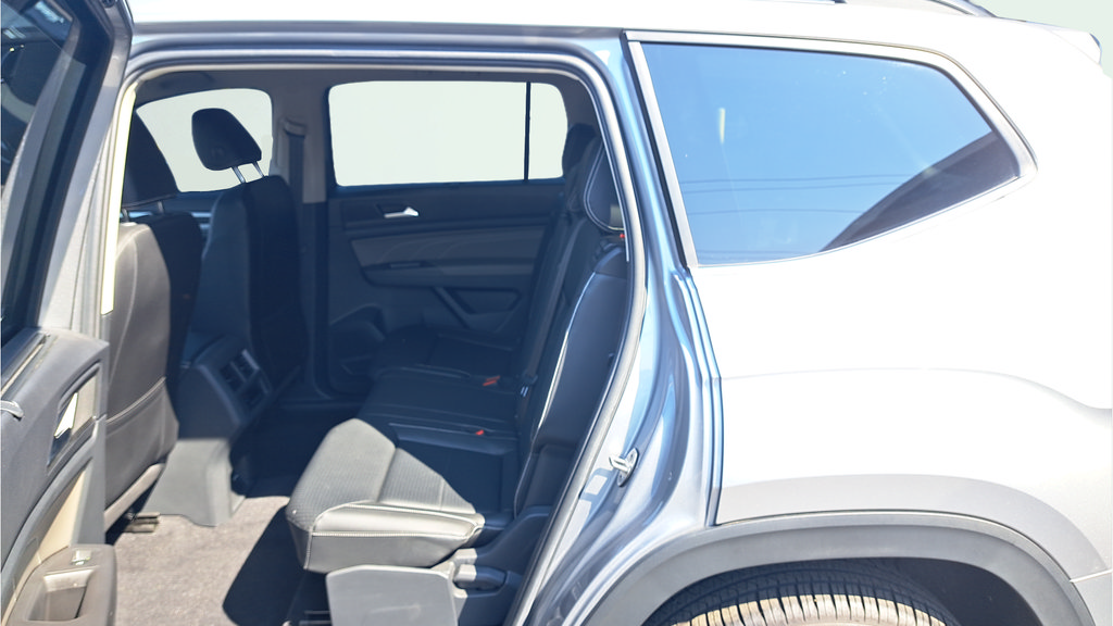 Used 2023 Volkswagen Atlas SE AWD/4WD image 12