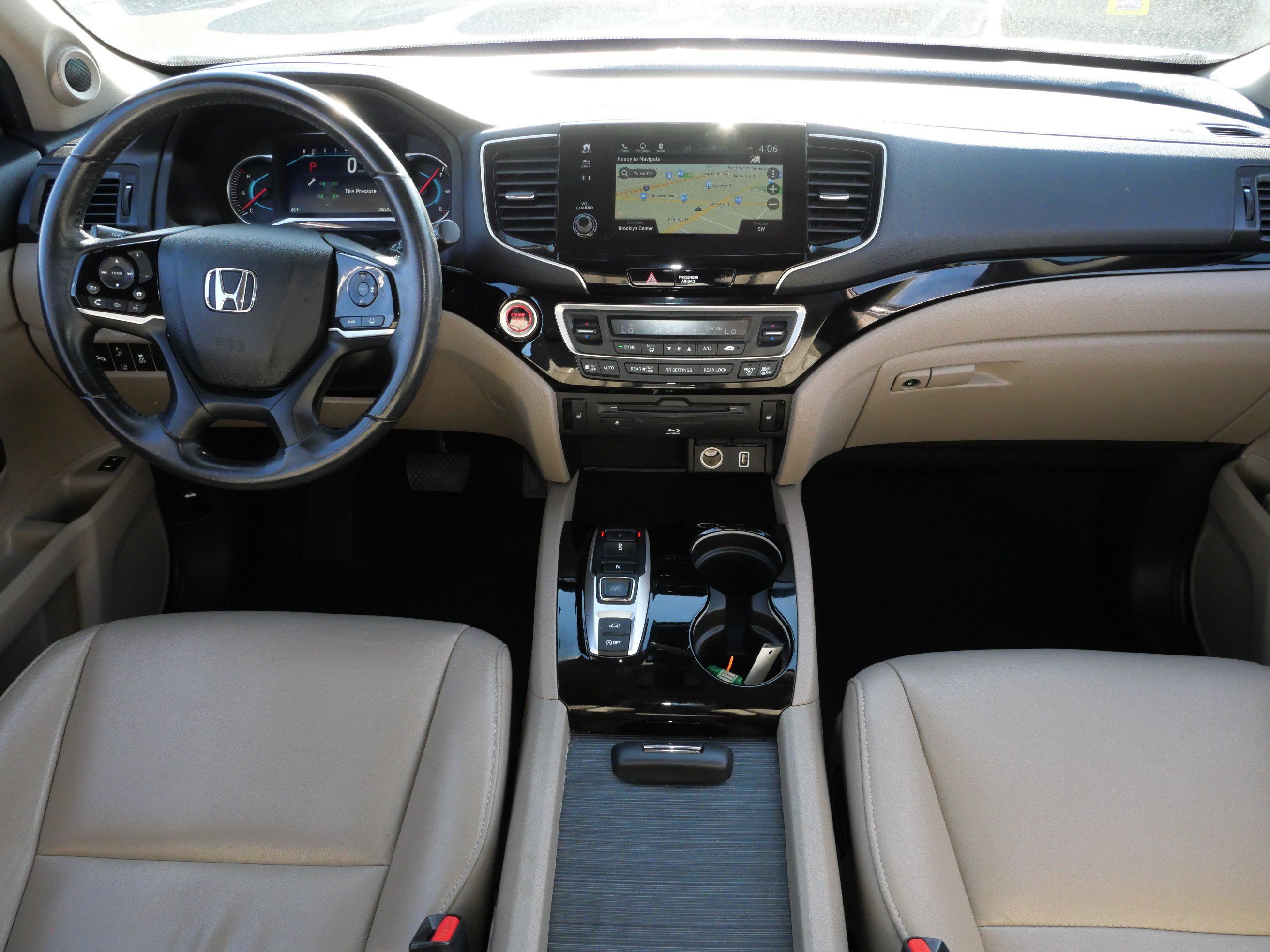 Used 2019 Honda Pilot Touring image 8