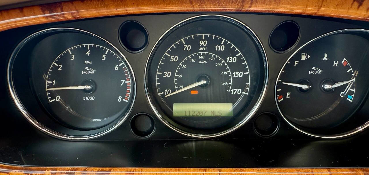 Used 2006 Jaguar XJ Vanden Plas image 13