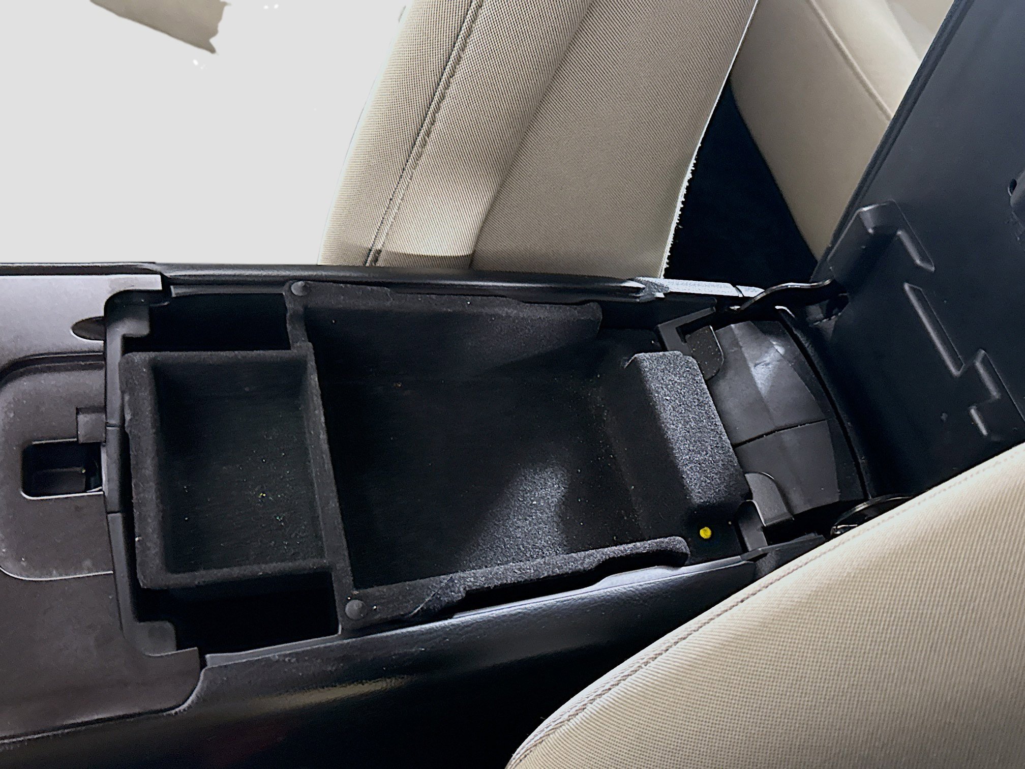 Used 2018 Ford Fusion S image 18