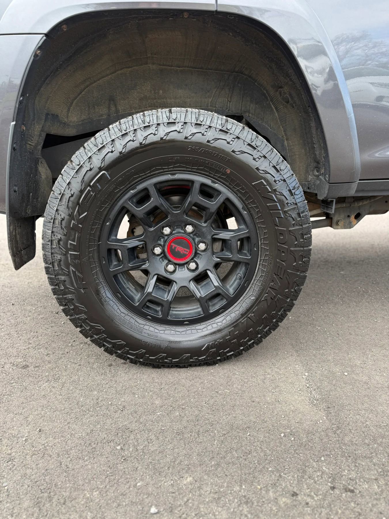 Used 2022 Toyota 4Runner SR5 AWD/4WD image 33