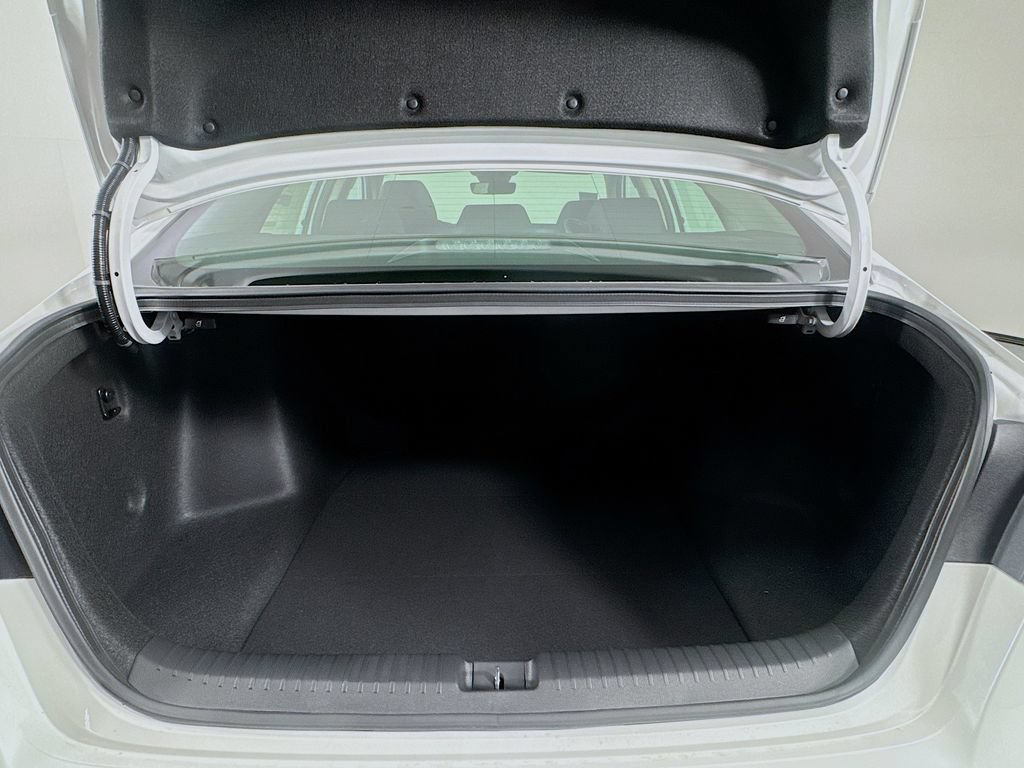 New 2026 Honda Accord Touring image 9