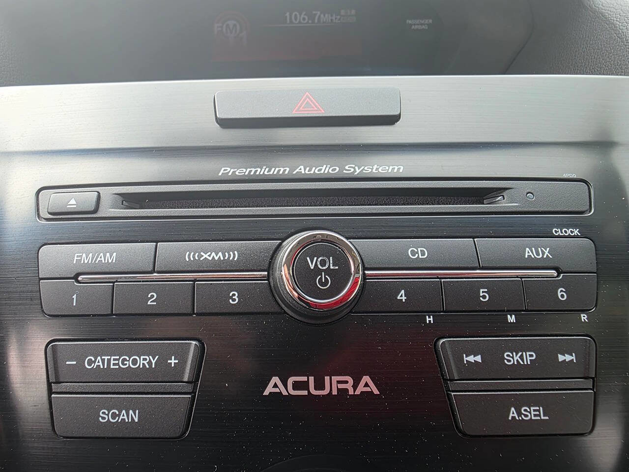 Used 2013 Acura ILX w/ Premium Package image 39