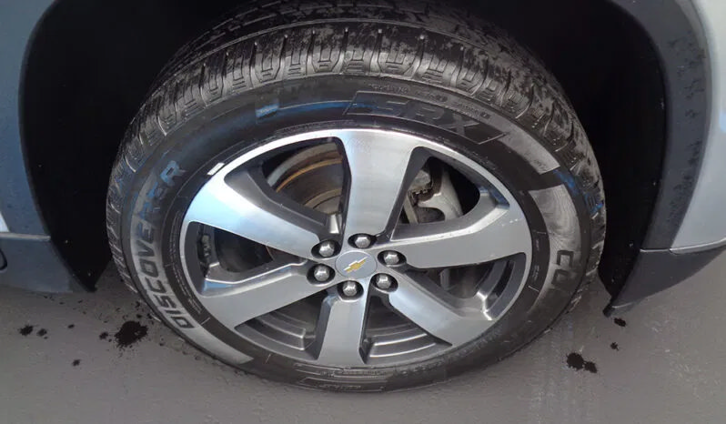 Used 2019 Chevrolet Traverse LT w/ LT Premium Package AWD/4WD image 9