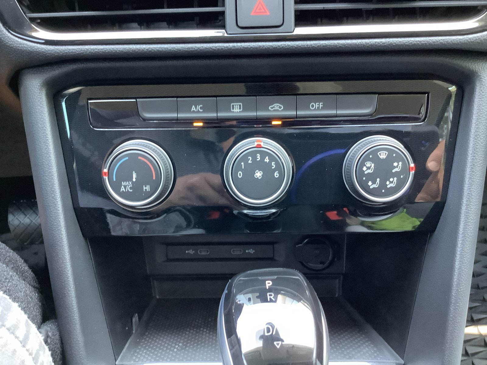 New 2026 Volkswagen Taos S FWD image 18