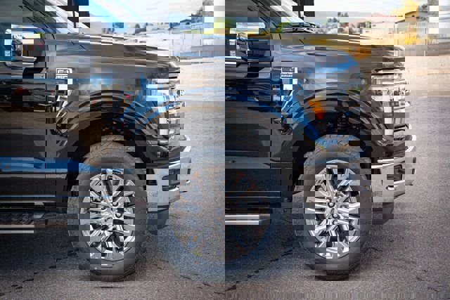 New 2025 Ford F150 Lariat w/ Equipment Group 501A Mid image 5