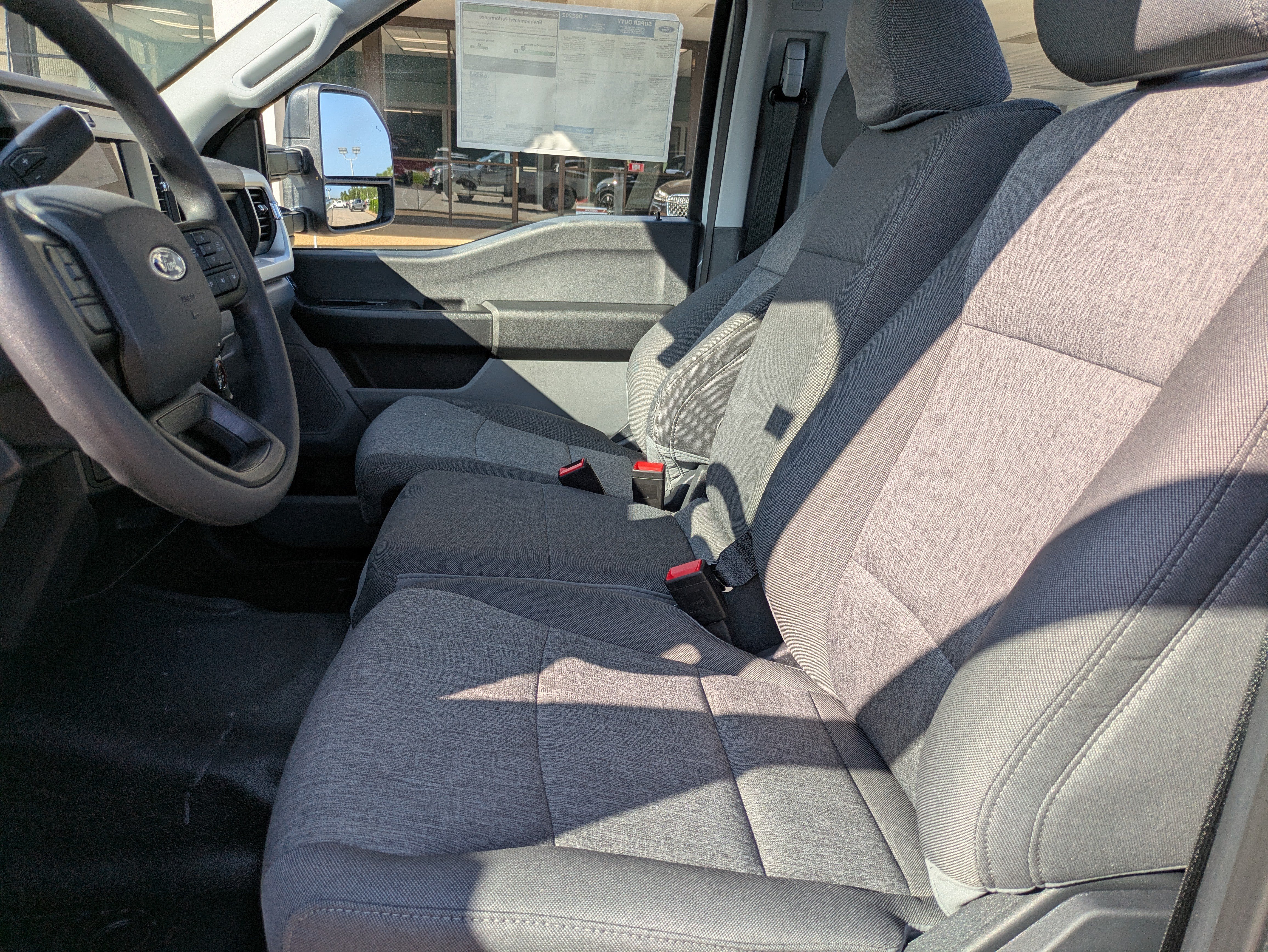 Used 2025 Ford F350 XL w/ 360-Degree Camera Package RWD image 23