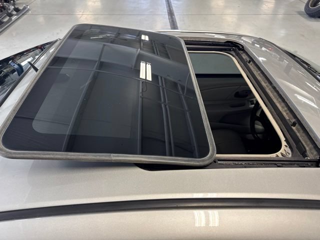 Used 2007 Chevrolet Monte Carlo LT FWD image 16