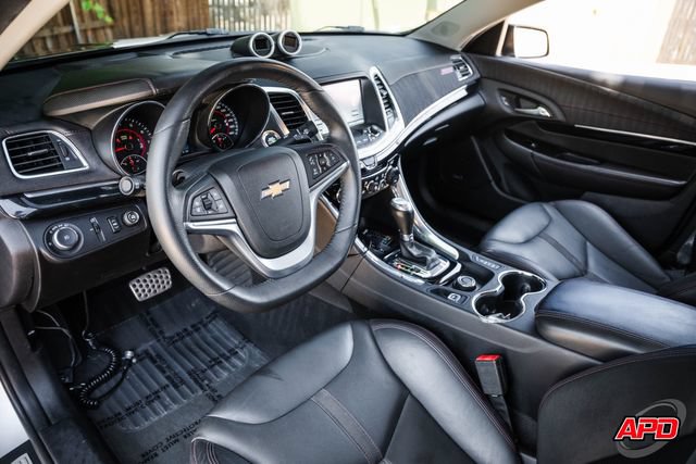Used 2015 Chevrolet SS RWD image 2