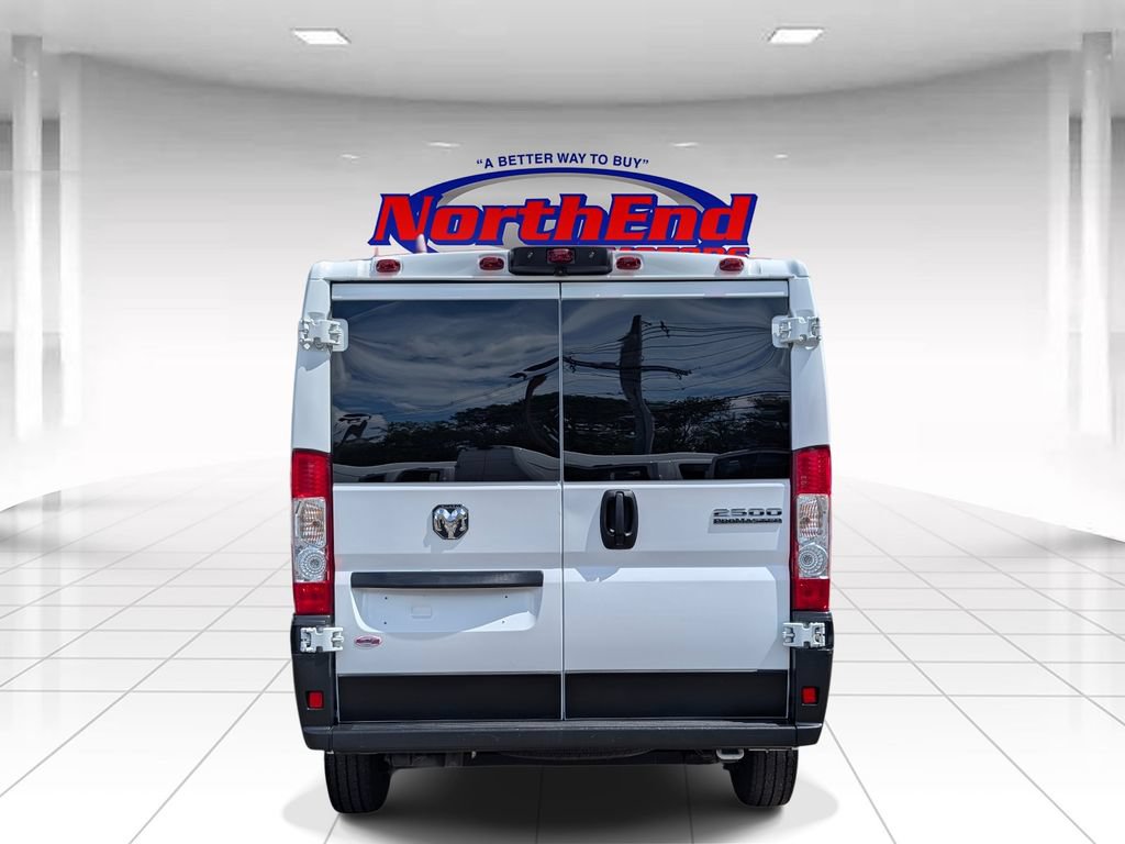 Used 2025 RAM ProMaster 2500 w/ U-Haul Equipment Group FWD image 6