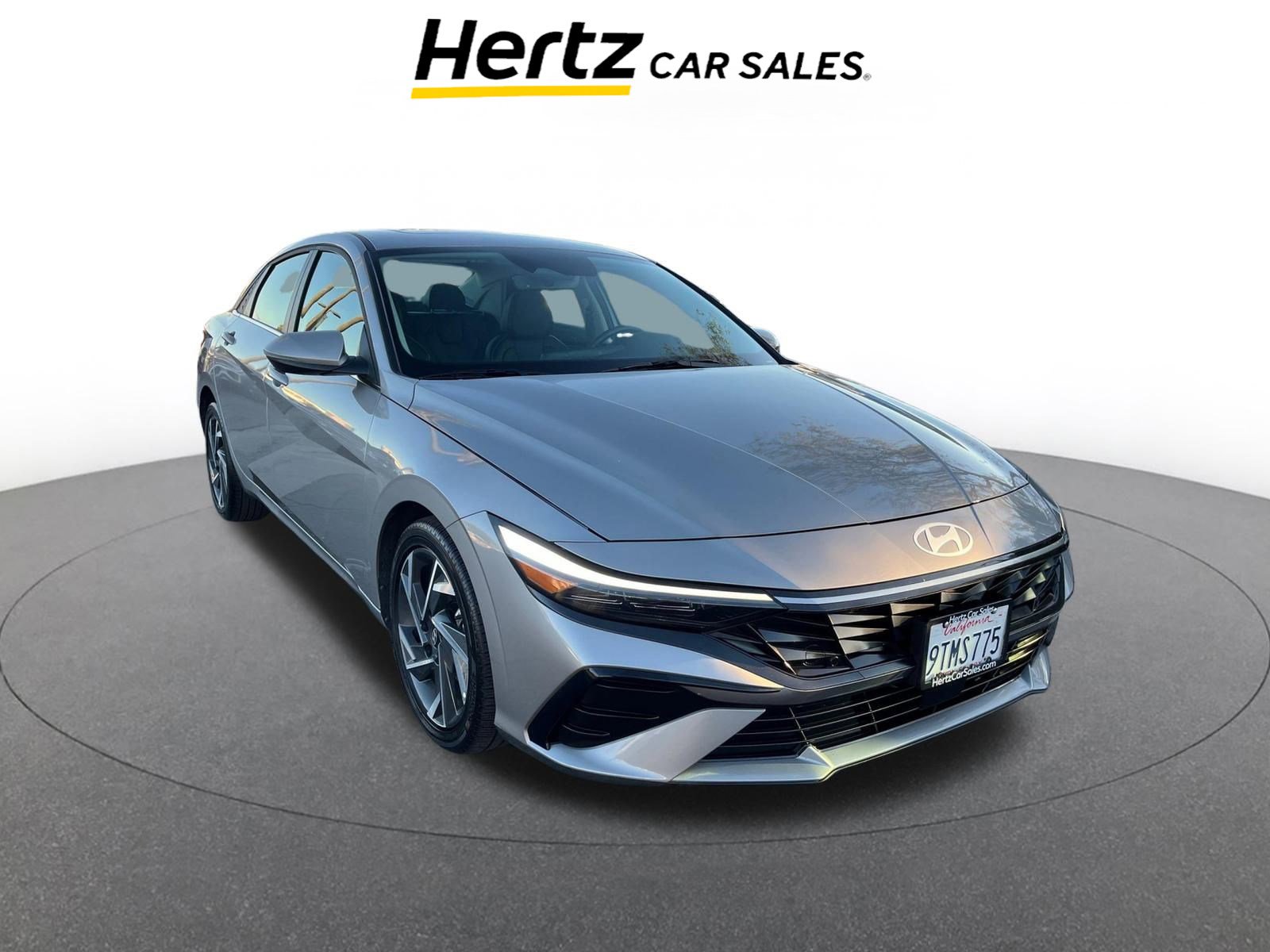 Used 2025 Hyundai Elantra Limited image 1